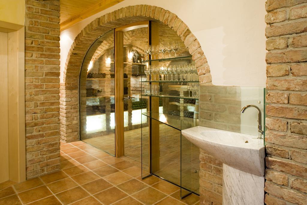 Bed and Breakfast Weingut Schwarzl Ratsch an der Weinstraße Esterno foto